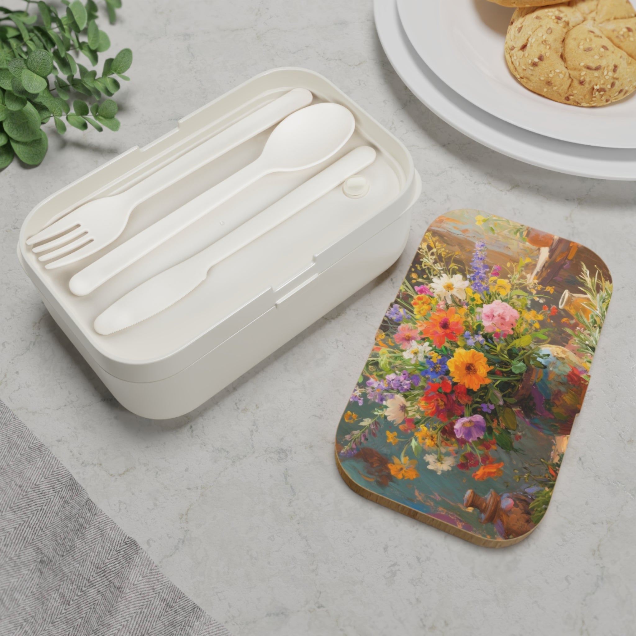 Scent-sational! Artistic Bento Lunch Box  Keep Food Fresh  Stylish
